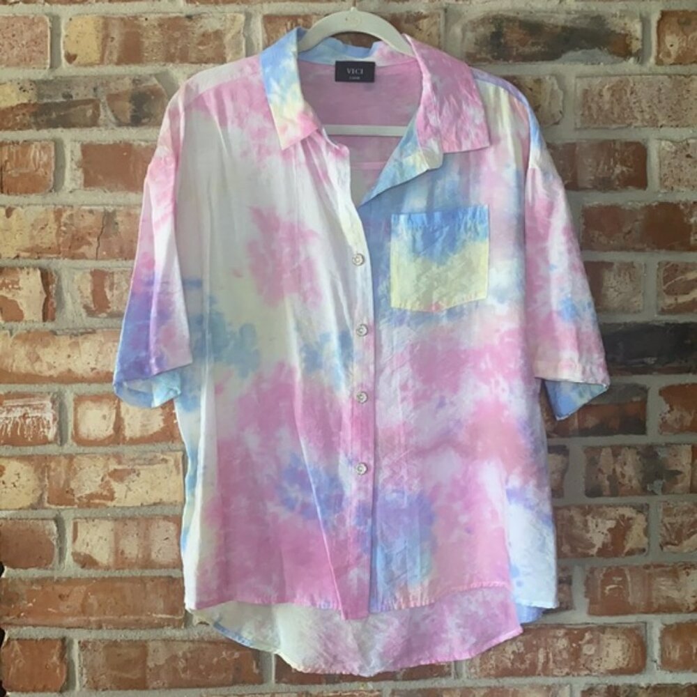 VICI tie dye button down